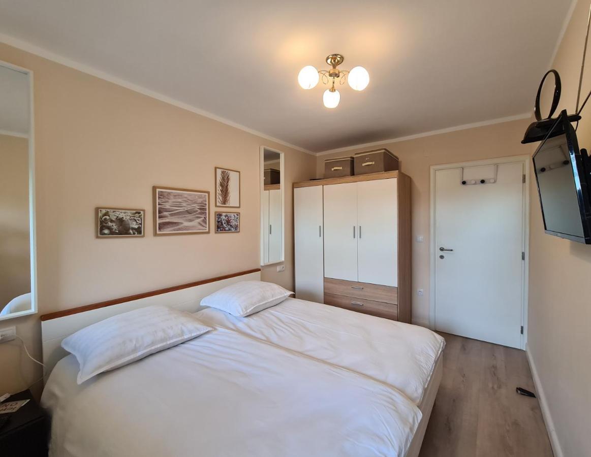 Apartman Monte Zaro Park Pula Exterior foto